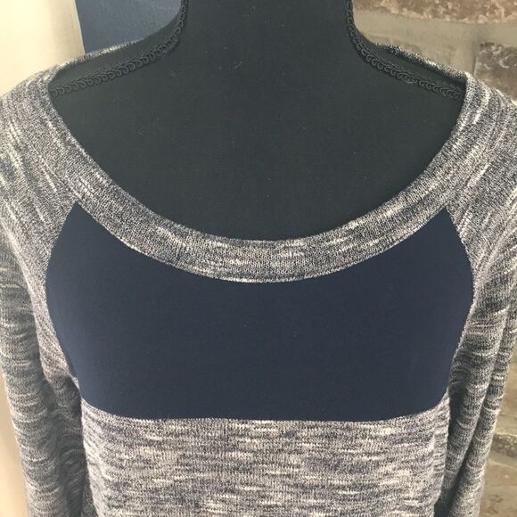 Colette, Blue Block Burnout Top, 3/4 Sleeve, Medium - Picture 3 of 9